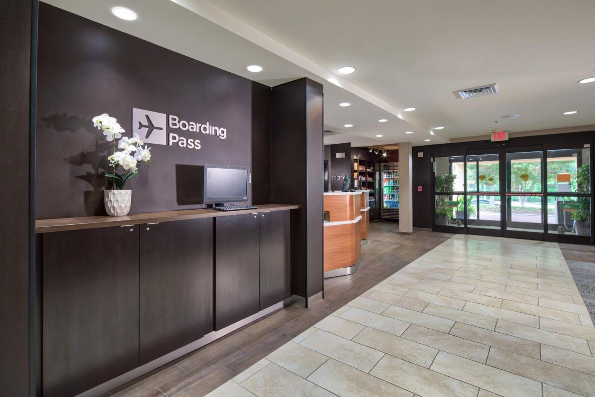 Отель Courtyard By Marriott Рок-Хилл Экстерьер фото