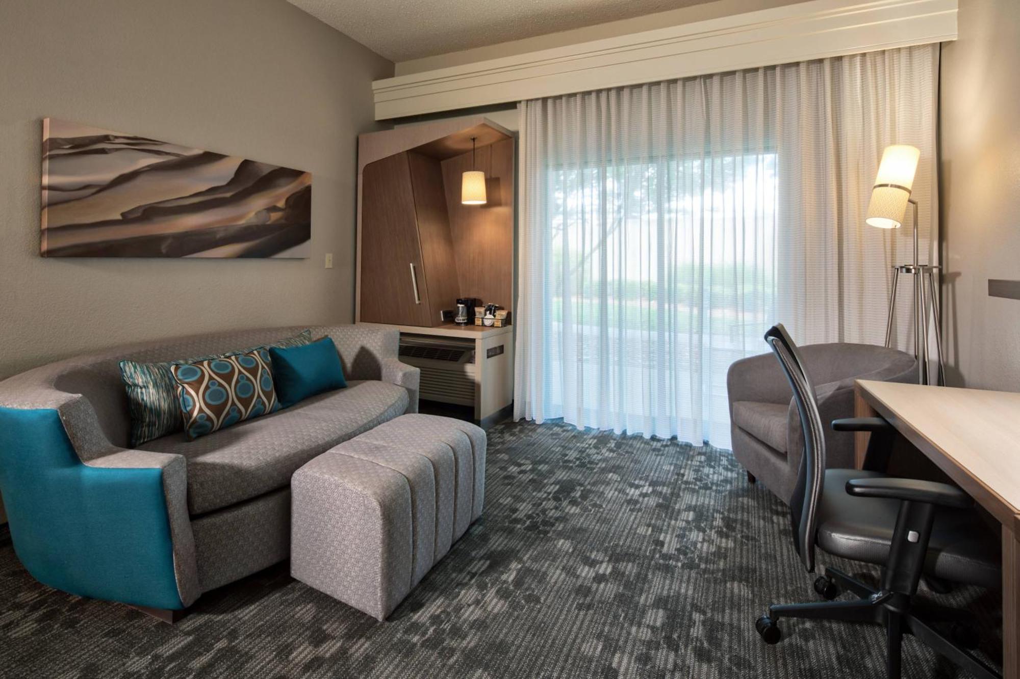 Отель Courtyard By Marriott Рок-Хилл Экстерьер фото