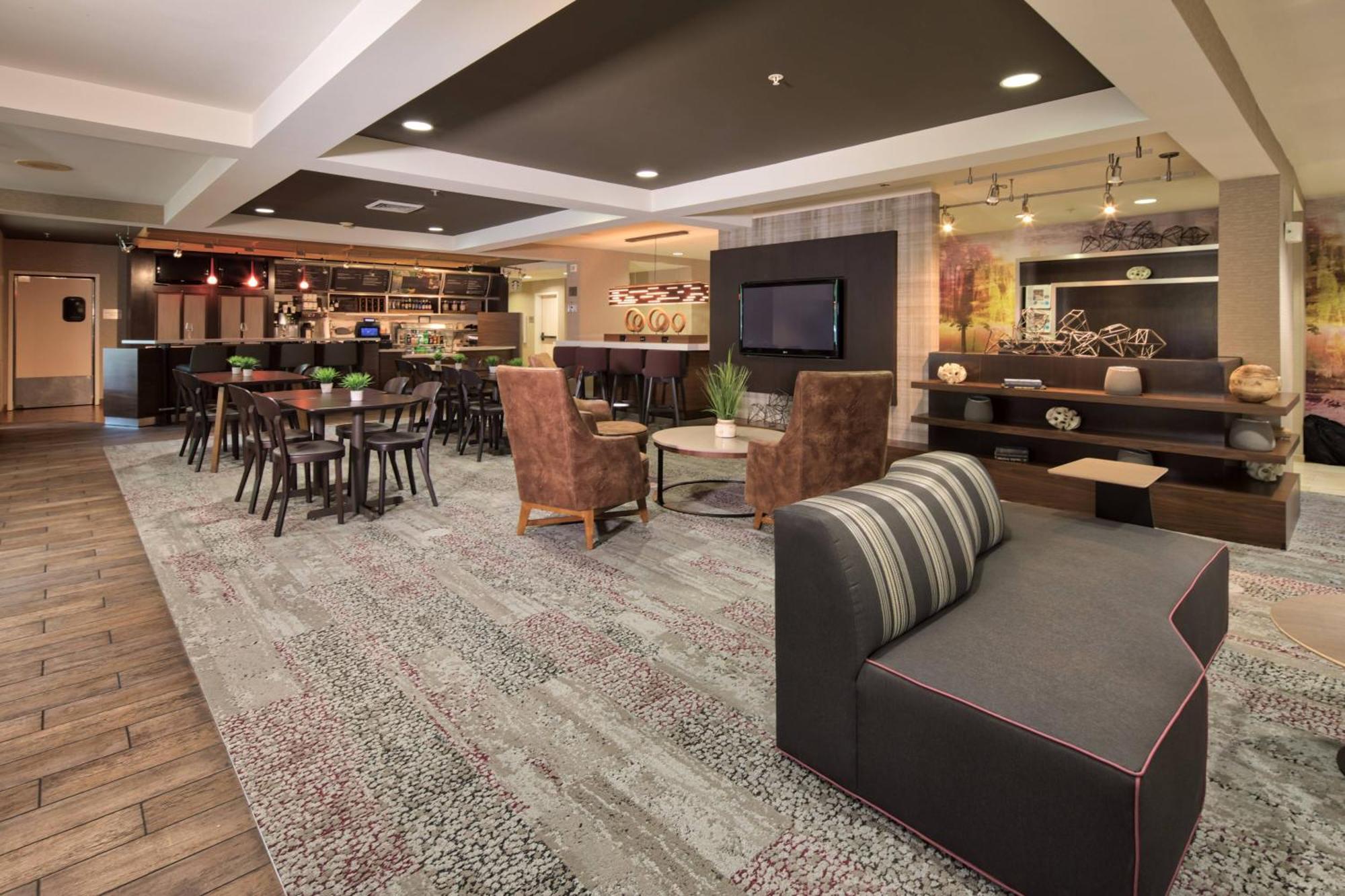 Отель Courtyard By Marriott Рок-Хилл Экстерьер фото
