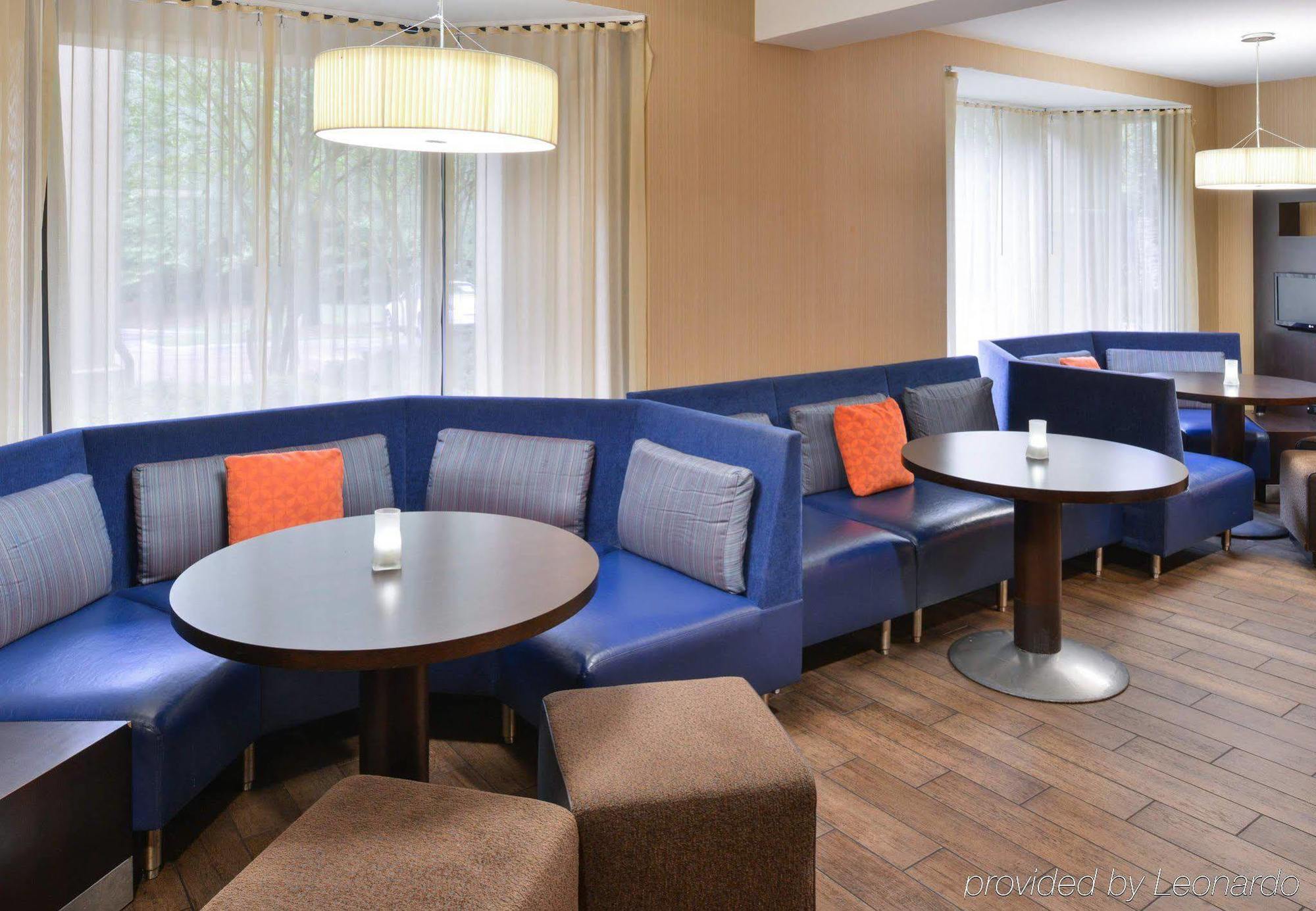 Отель Courtyard By Marriott Рок-Хилл Экстерьер фото