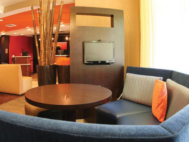 Отель Courtyard By Marriott Рок-Хилл Экстерьер фото
